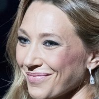 Laura Smet Çıplak