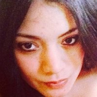 Laura Tovar Çıplak