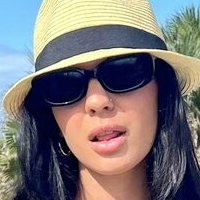 LaurenRad Çıplak