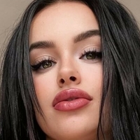 Lea Stays Peachy Çıplak