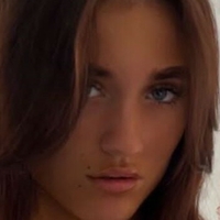 Leah Steele Çıplak