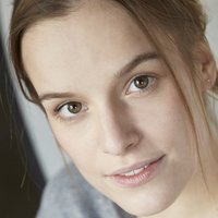 Leonie Landa Çıplak