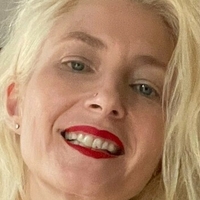 liakovach Çıplak