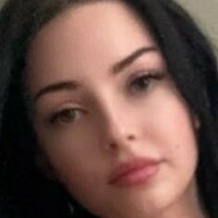 Lily B Çıplak
