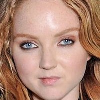 Lily Cole Çıplak
