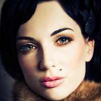 Lily Hex Çıplak