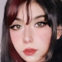 Lilywaifu Çıplak
