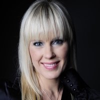 Linda Stang Çıplak