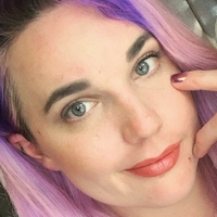 Lindsay Jones Çıplak