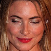 Lisa Rogers Çıplak
