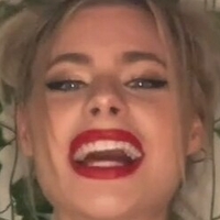Livimavie Çıplak