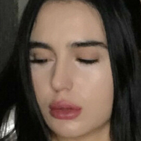 Lizzi69 Çıplak