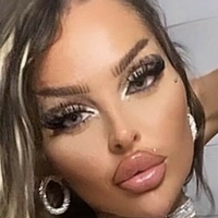 lola_official Çıplak
