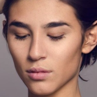 Lorena Andrea Çıplak