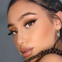 Lovergreta Çıplak