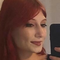 Lucy Thorne Çıplak