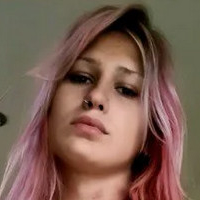 Lucy Velvet Çıplak