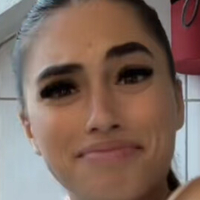 Luna Farina Çıplak