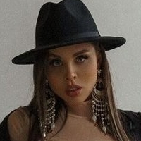 Lybov Kalish Çıplak