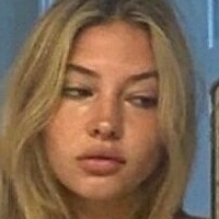 Madelyn Cline Çıplak
