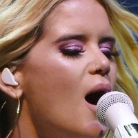 Maren Morris Çıplak
