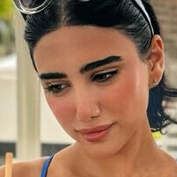 Maria Djmadjyan Çıplak