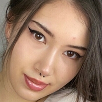 Mariko.exe Çıplak