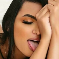 Mary Queiroz Çıplak