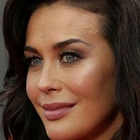 Megan Gale Çıplak