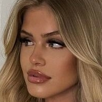 Melaniethrr Çıplak
