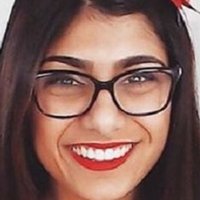 Mia Khalifa Çıplak