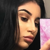 Mikaela Testa Çıplak