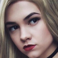 Mina Kess Çıplak