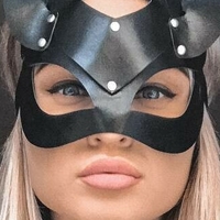 Minikittylina Çıplak