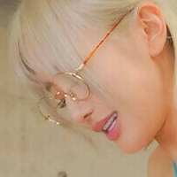 Momonaga Sarina Çıplak