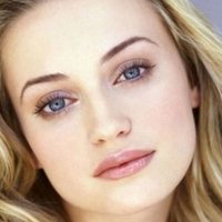 Monica Keena Çıplak