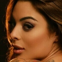 Monique Amin Çıplak
