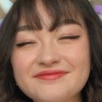 Mxmtoon Çıplak