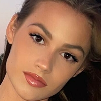 Nadia Jemez Çıplak