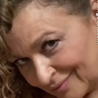 Nadia Sawalha Çıplak