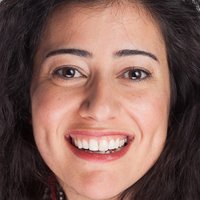 Nadine Malouf Çıplak