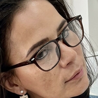 Nanda Çıplak