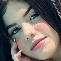 Natalia Hoyos Çıplak