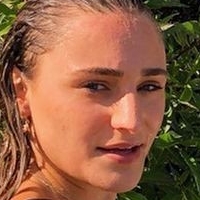 Niamh Emerson Çıplak