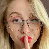 Nicki Ace Çıplak