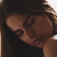 Nicole Naude Çıplak