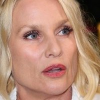 Nicollette Sheridan Çıplak