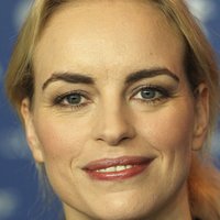 Nina Hoss Çıplak