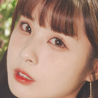 niniru Çıplak