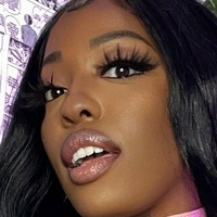 niyahrenee Çıplak